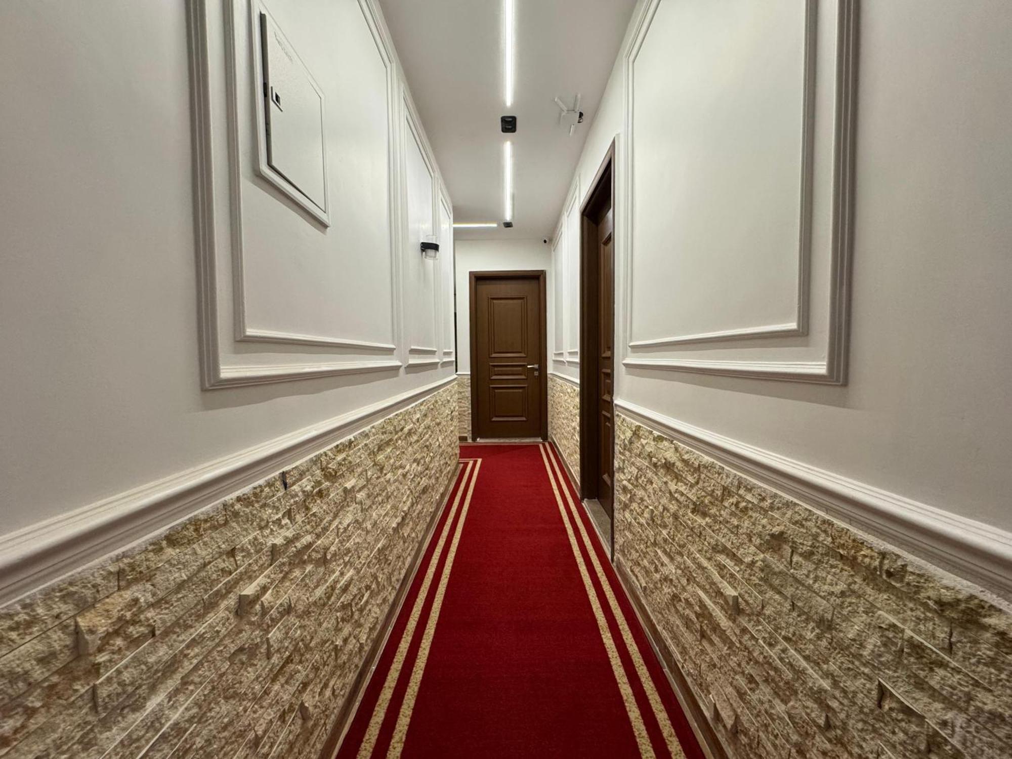 New White Pyramids Inn Ghatati 外观 照片