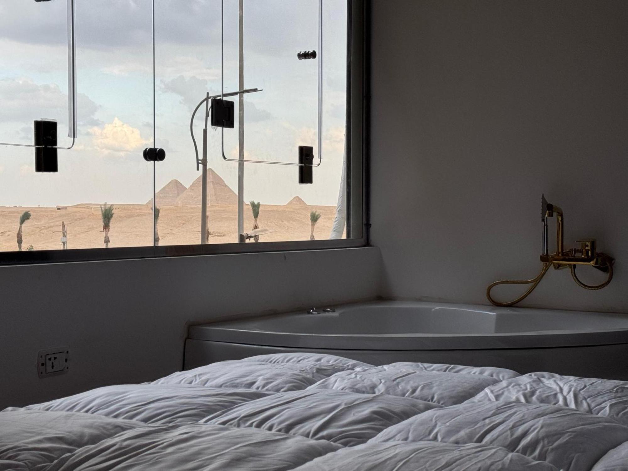 New White Pyramids Inn Ghatati 外观 照片