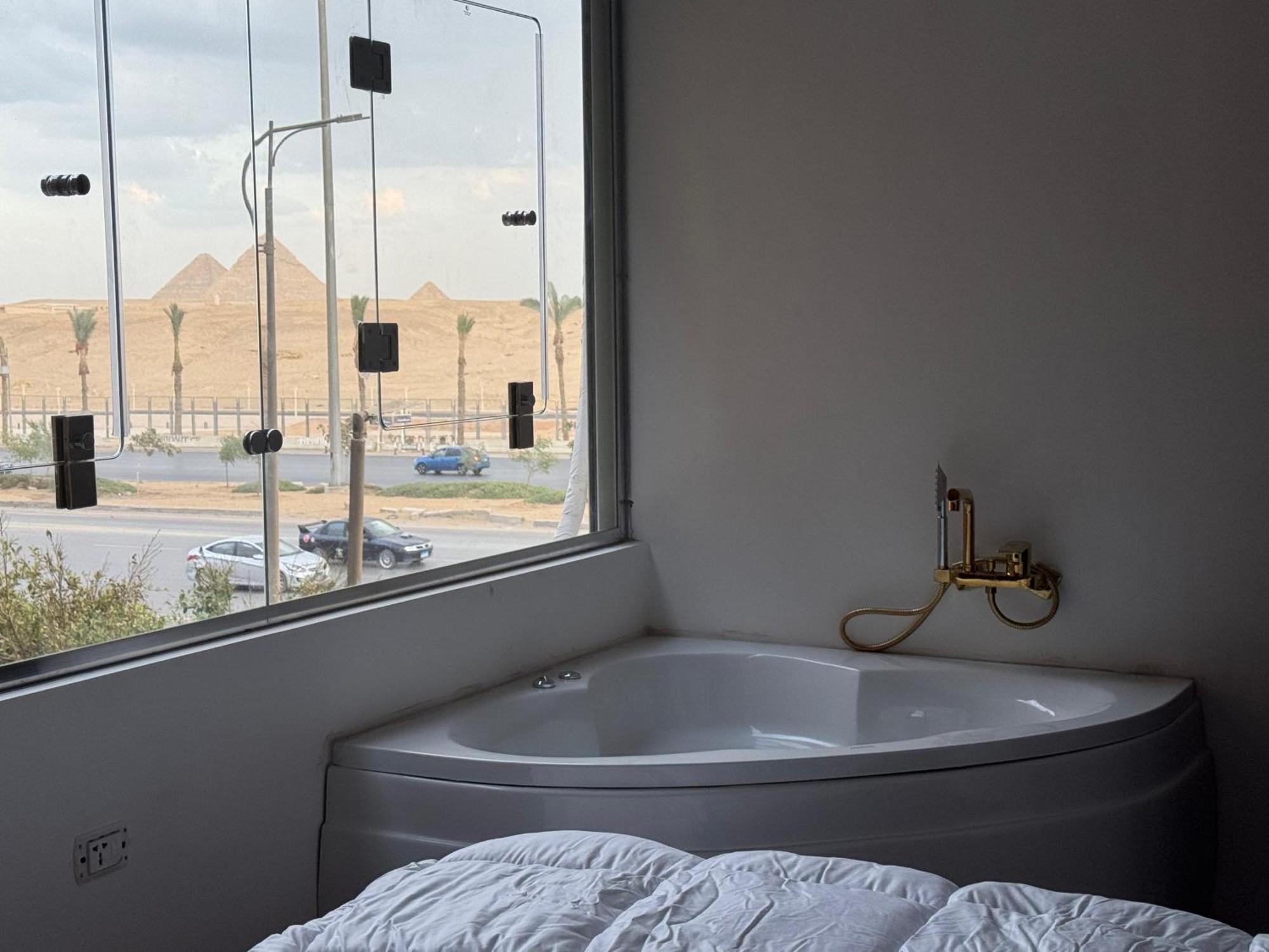 New White Pyramids Inn Ghatati 外观 照片