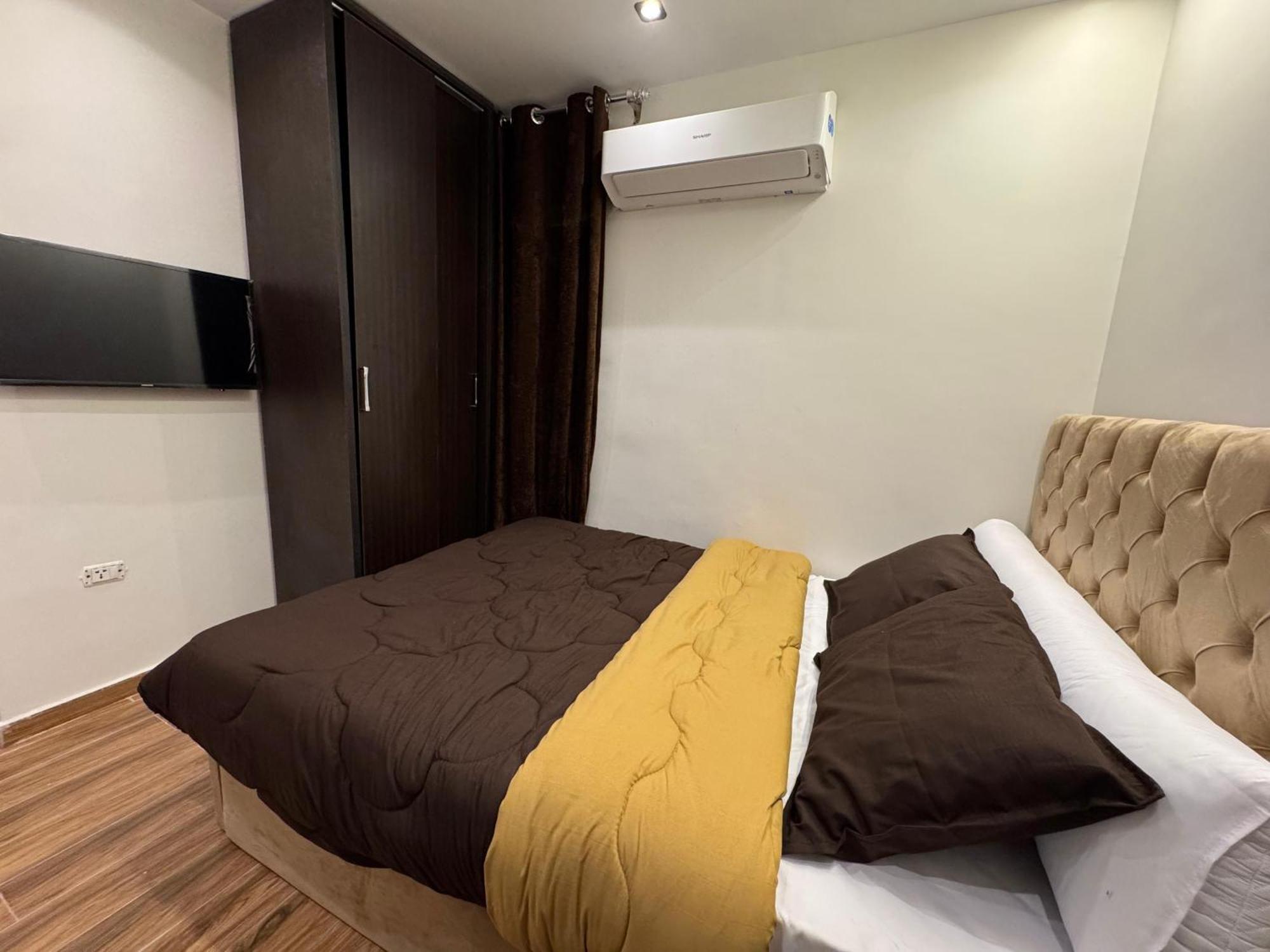 New White Pyramids Inn Ghatati 外观 照片