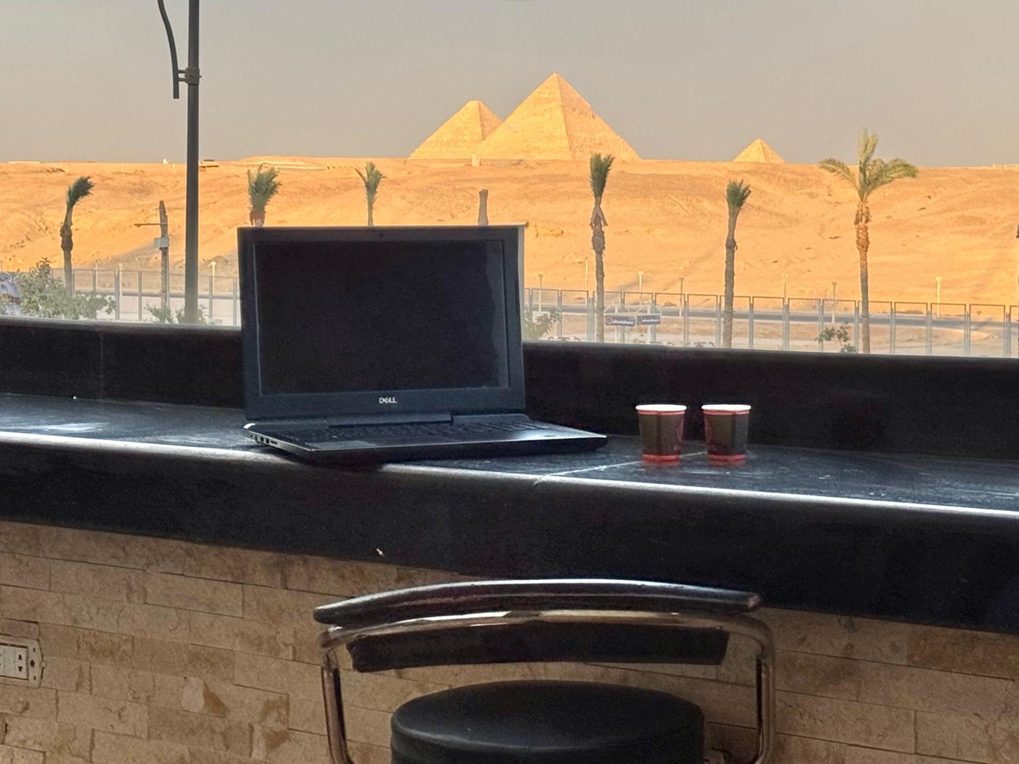 New White Pyramids Inn Ghatati 外观 照片