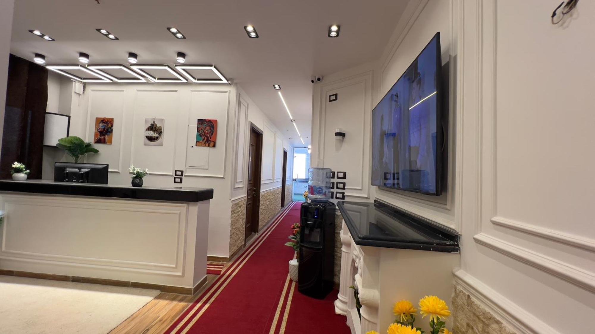 New White Pyramids Inn Ghatati 外观 照片